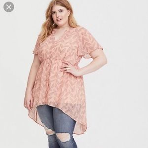 Torrid Chiffon Feather Top - Size 3